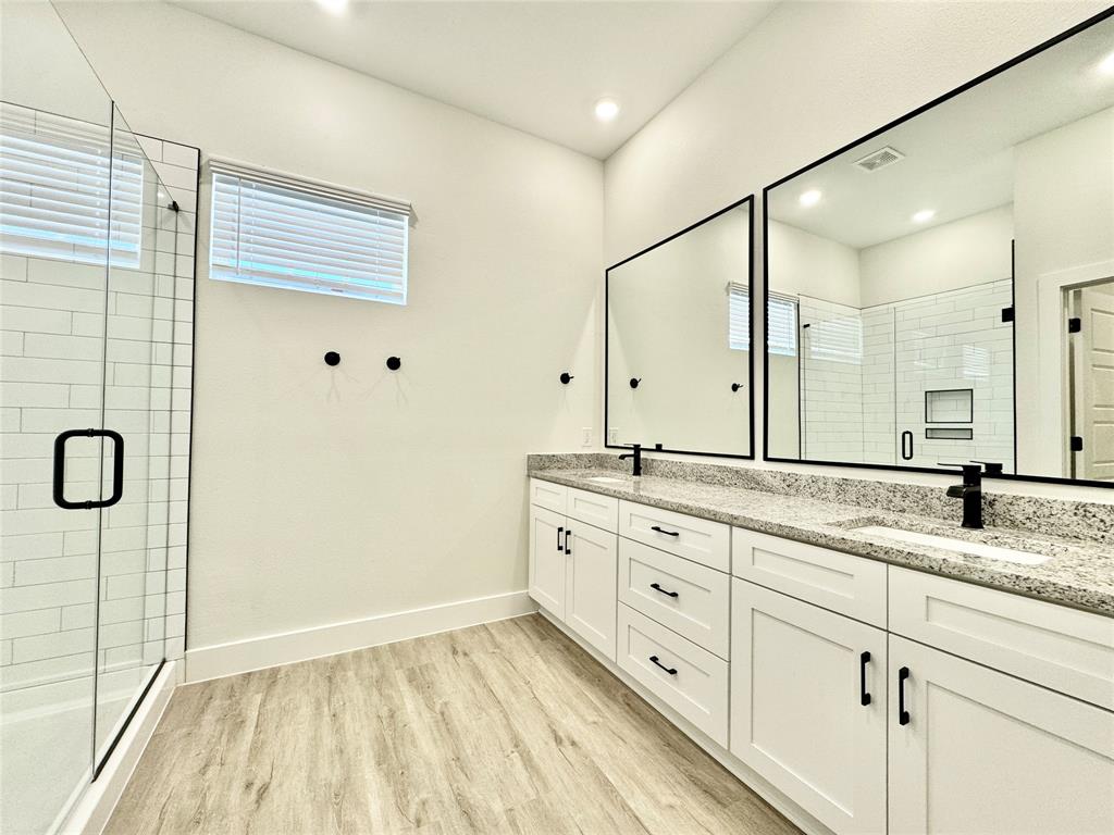 BB LIVING AT THE TRIBUTE - Residential Lease