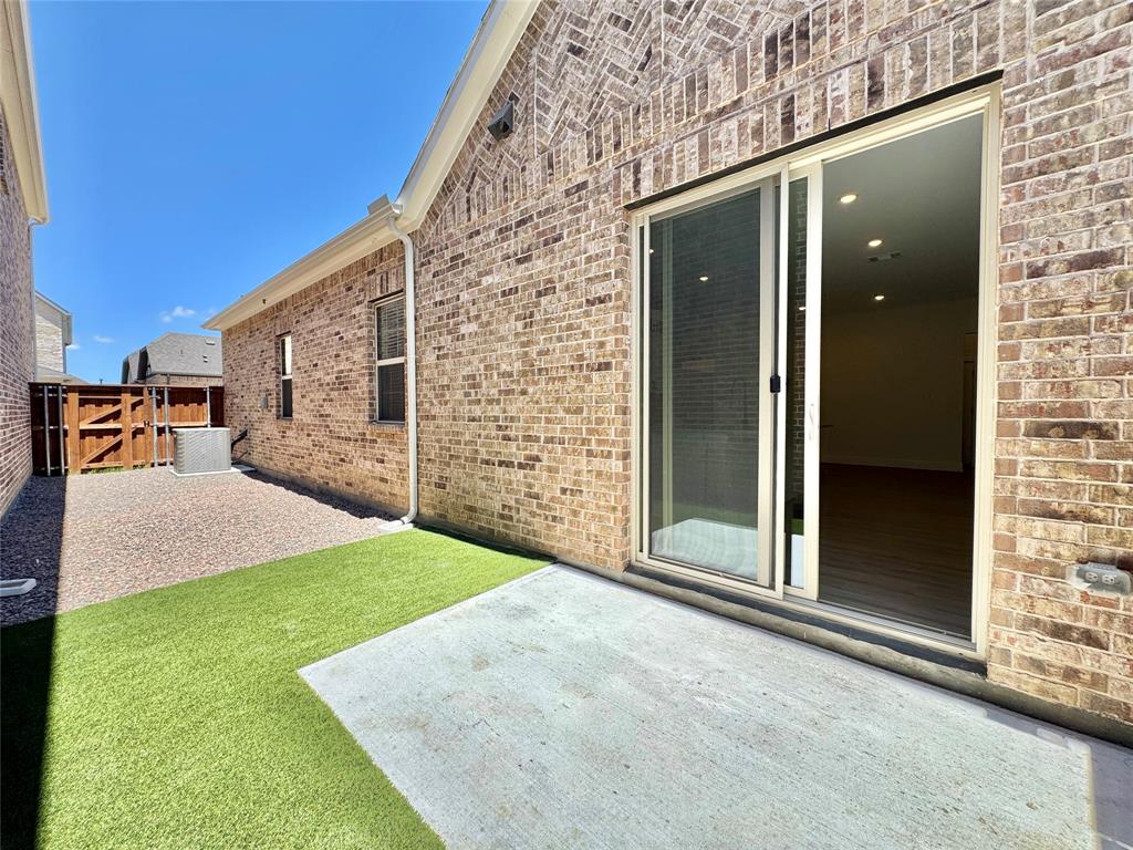 BB LIVING AT THE TRIBUTE - Residential Lease