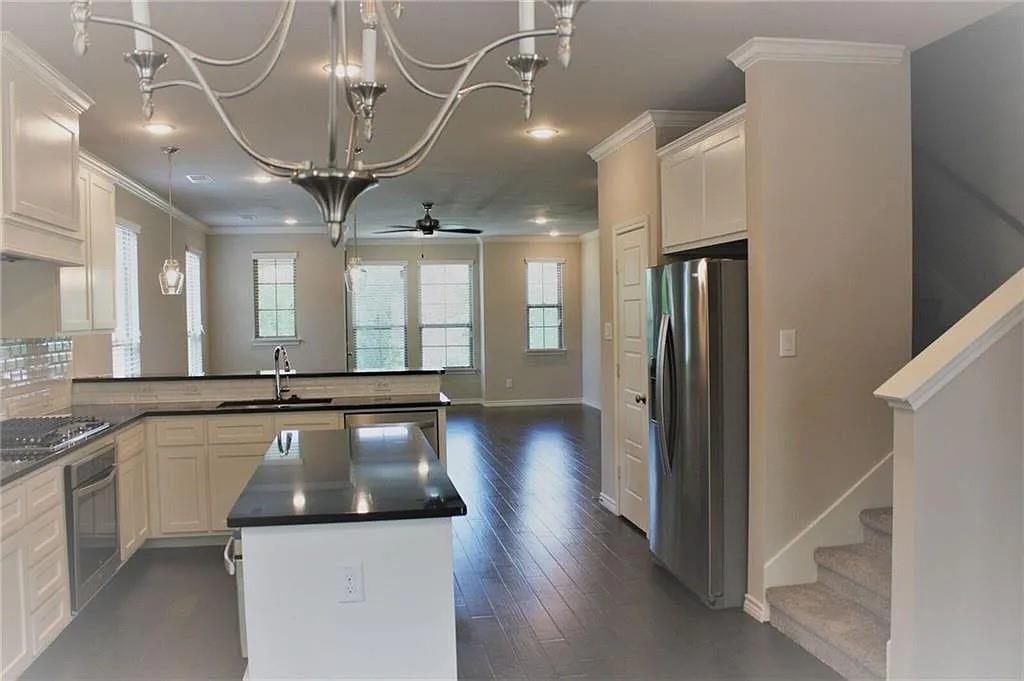 Frisco Railroad Add - Residential Income