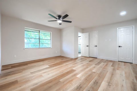 Tiny photo for 4049 Alicante Avenue, Fort Worth, TX 76133 (MLS # 21403061)
