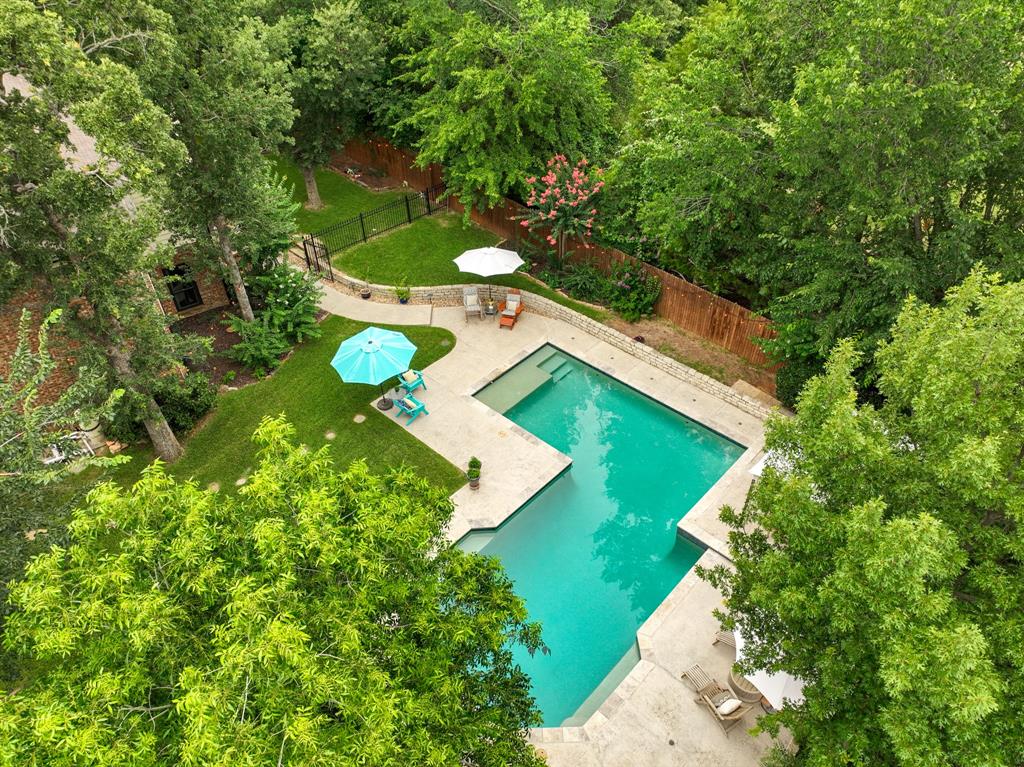 704 Windswept Court