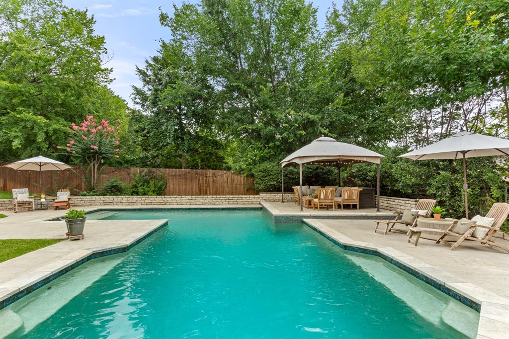 704 Windswept Court
