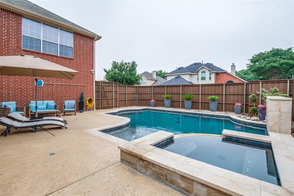 439 Fox Trail