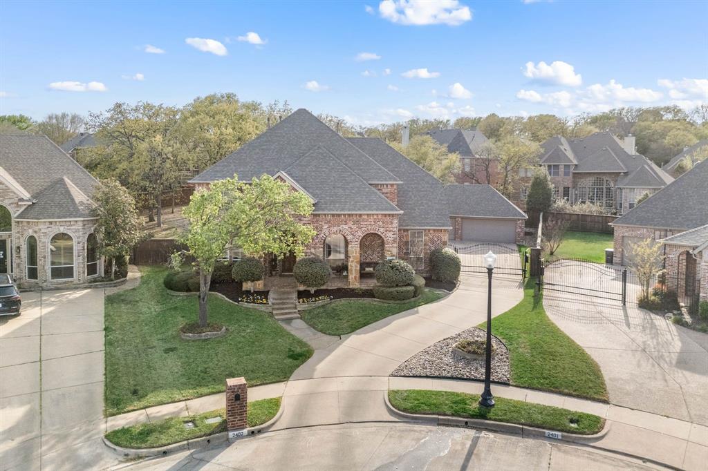 2402 Creekwood Court