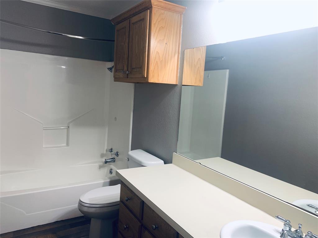 Denton Add Sec 4 - Residential Lease