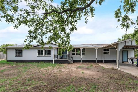 336 Penny Lane Roanoke TX 76262