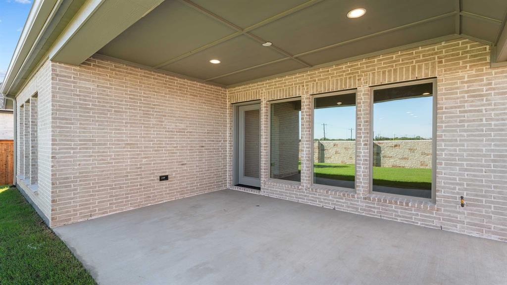 Trinity Falls - Residential