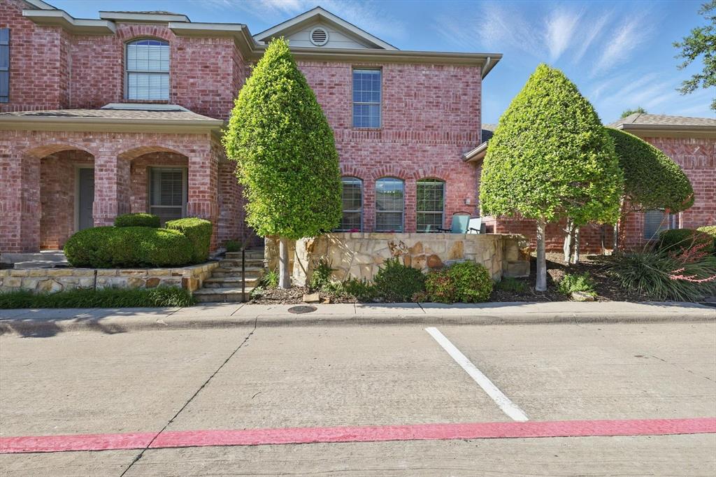 575 S Virginia Hills Drive 3702