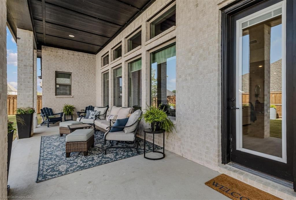 1815 Terraces Boulevard