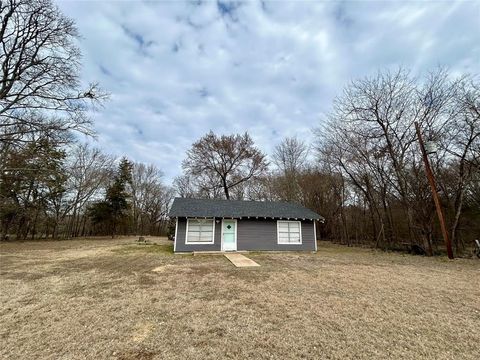 1586 Fm 2324 Emory TX 75440