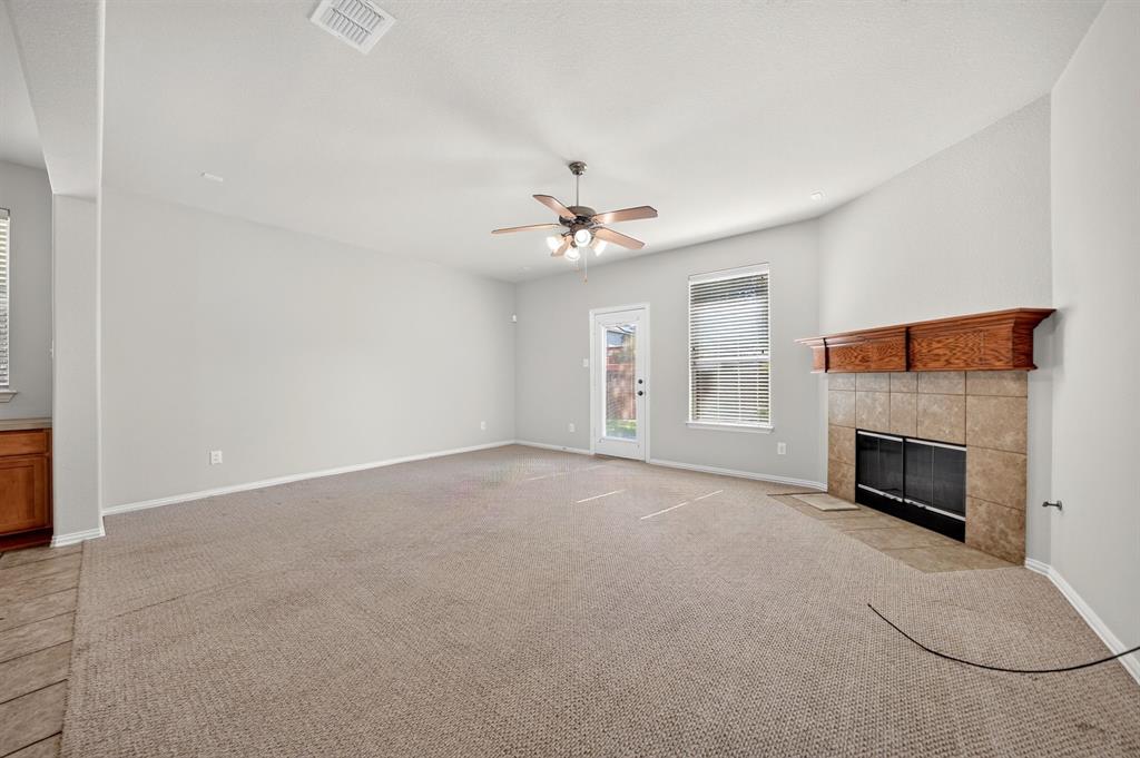 2923 Tangleglen Drive