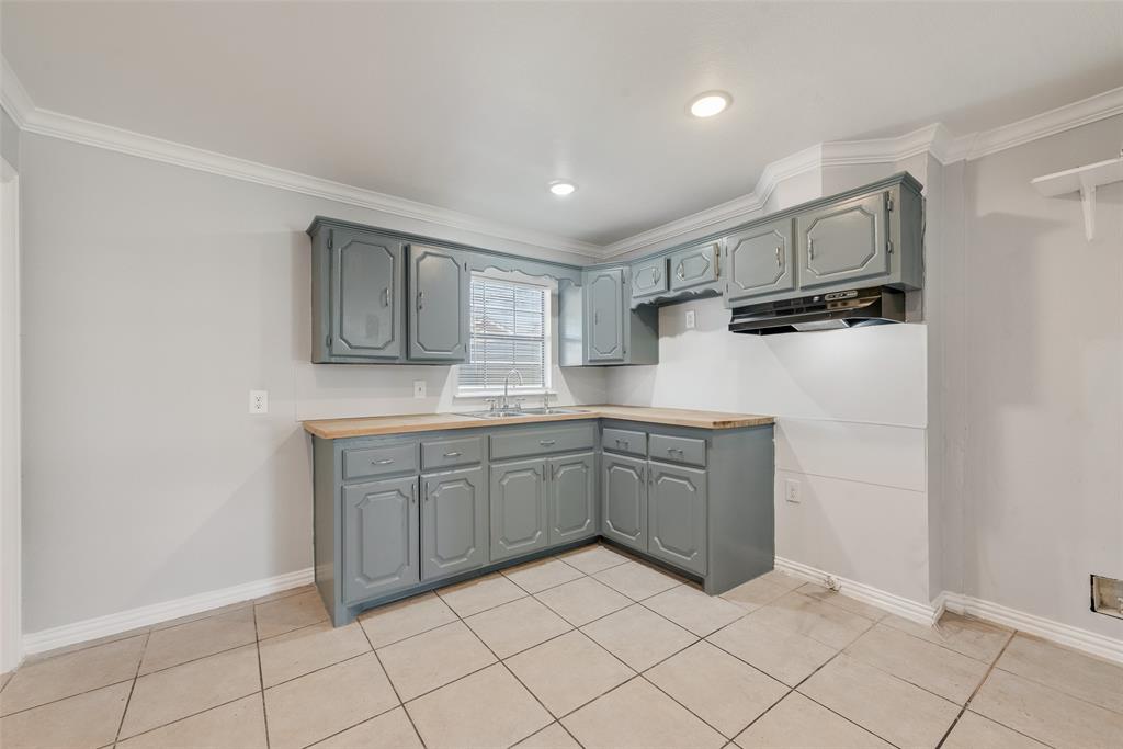 205 E Marguerita Drive