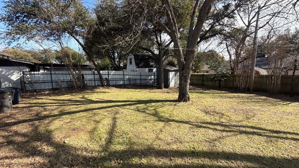 Brentwood Hills - Residential