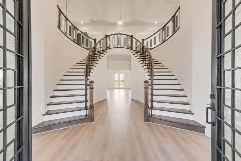 5508 Somerset Drive