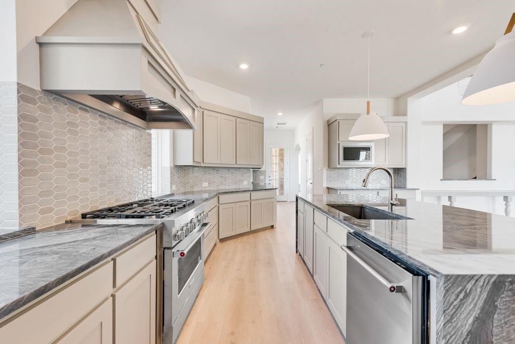 Whitestone Estates - Residential