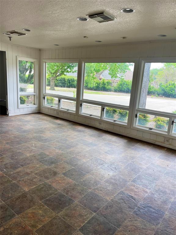 7605 Virginia Parkway