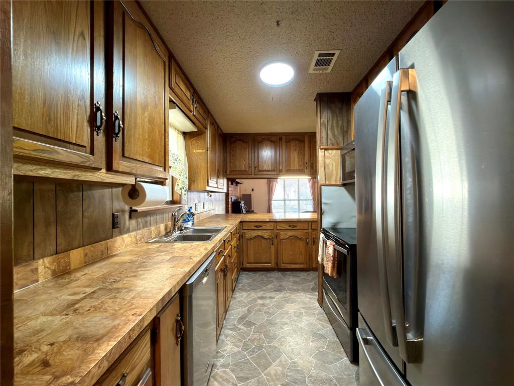 Golden Oaks Sub - Residential