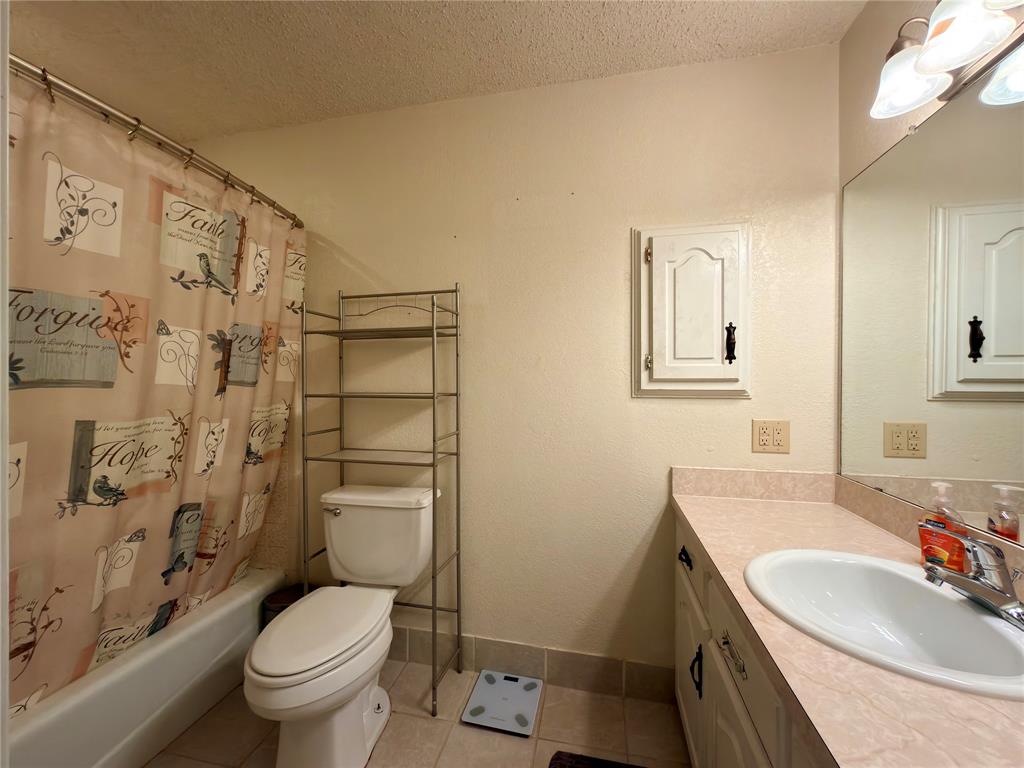 Golden Oaks Sub - Residential