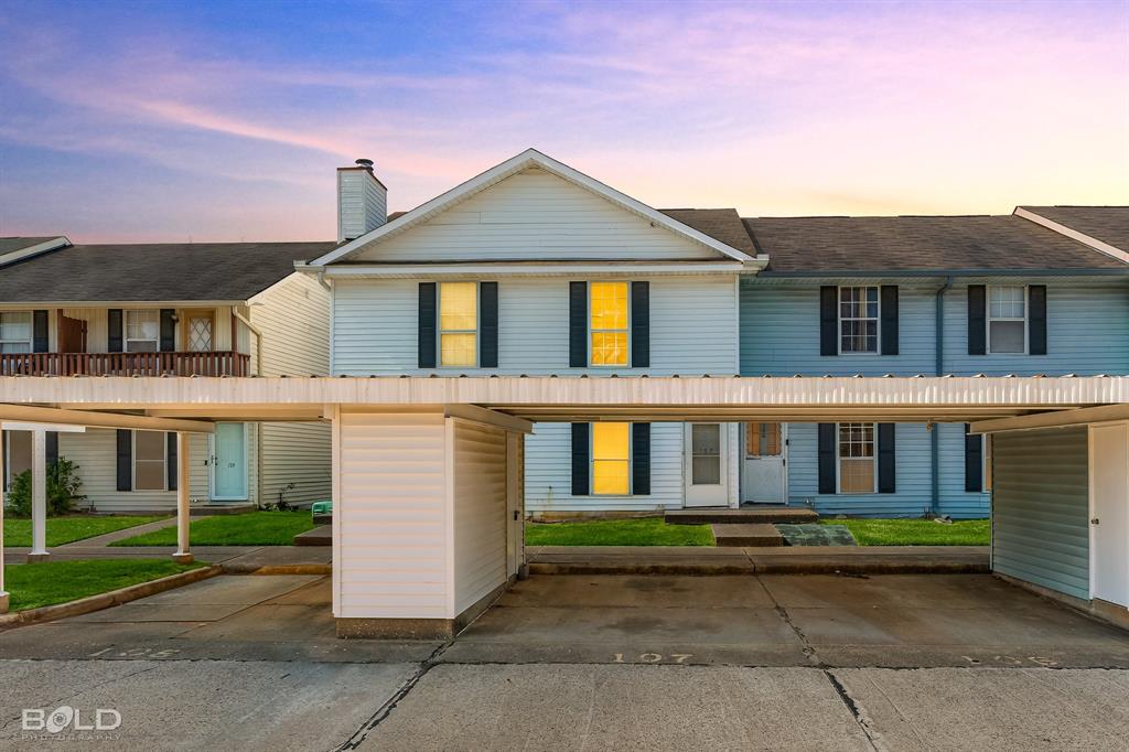 2138 Airline Drive 107