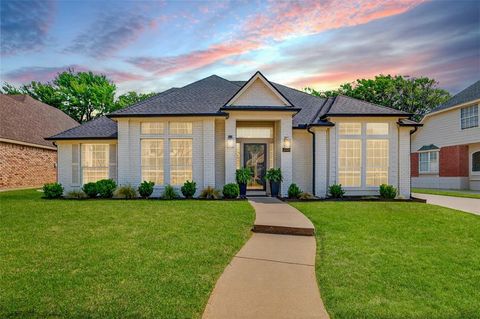Photo of 3000 Brush Creek Lane, Flower Mound, TX 75028 (MLS # 21229699)
