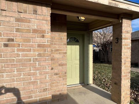 Photo of 121 Cambridge Drive #3, Saginaw, TX 76179 (MLS # 21242067)