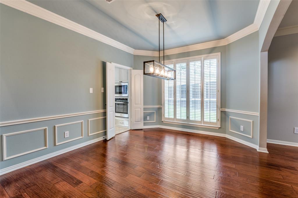 8400 Buxton Court