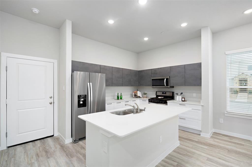 Residences At Jeans Creek, The - Residential Lease