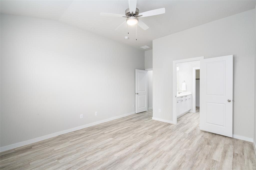 Residences At Jeans Creek, The - Residential Lease