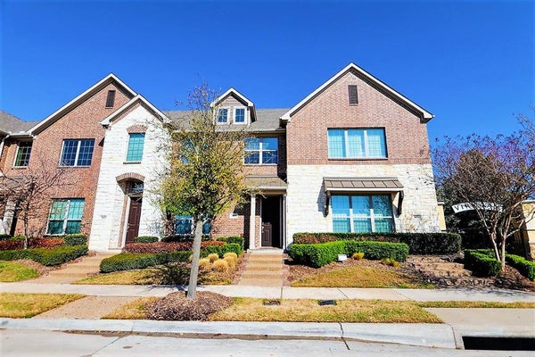 3803 CASCADE SKY DR, ARLINGTON, TX 76005 - Image f7e5f60a4095918c2f2f6fcf4f7b13f4/4137008284