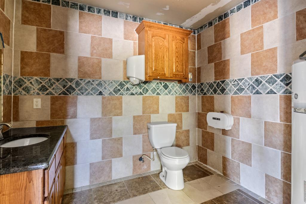 none - Commercial Sale