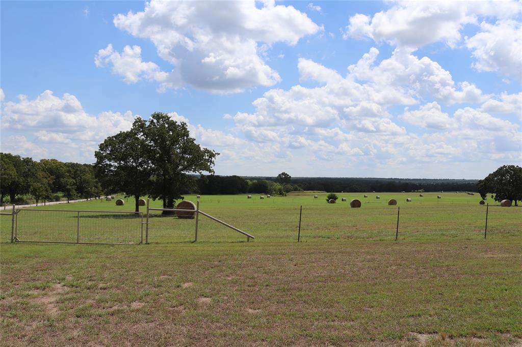 26 ACRES FM 1749
