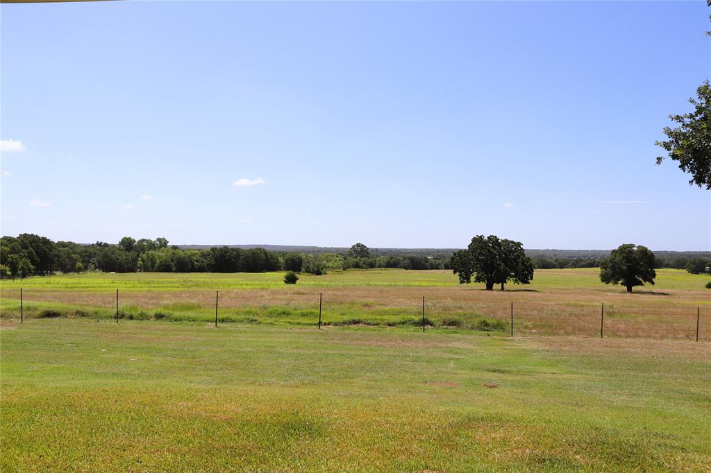 26 ACRES FM 1749