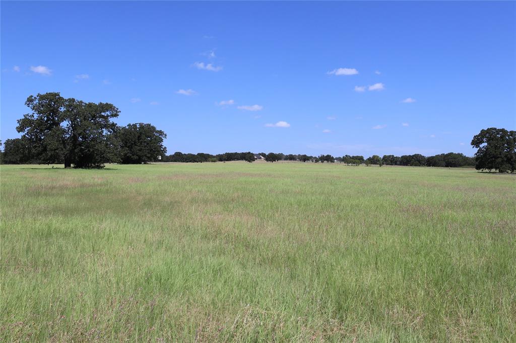 26 ACRES FM 1749
