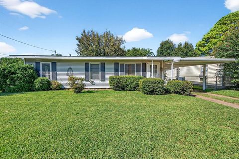 606 S Gordon Street Sherman TX 75092