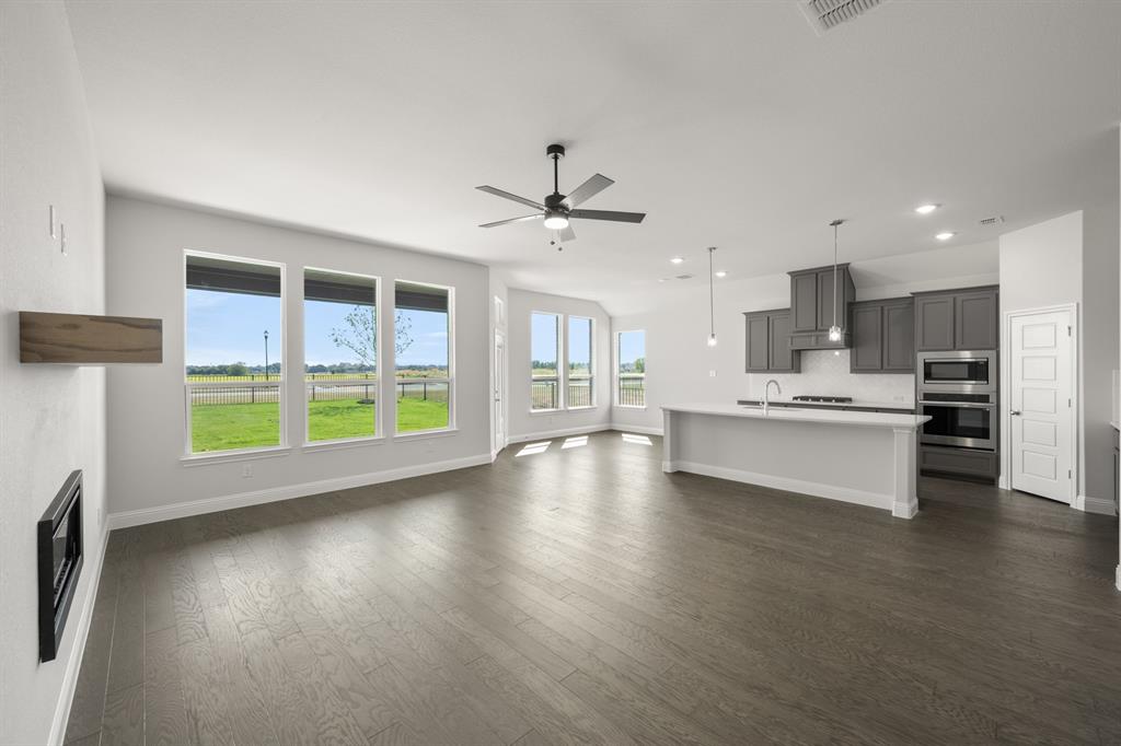 Abe's Landing - Residential