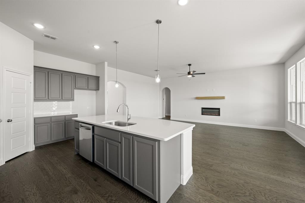 Abe's Landing - Residential