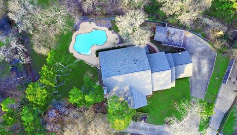 A home in Duncanville