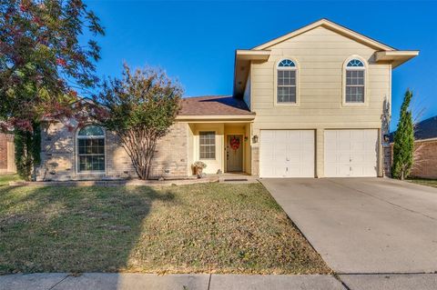 7125 Woodhinge Drive Benbrook TX 76126