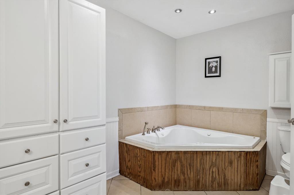 T J Shaw Surv Abs #759 - Residential