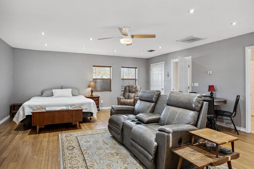 T J Shaw Surv Abs #759 - Residential