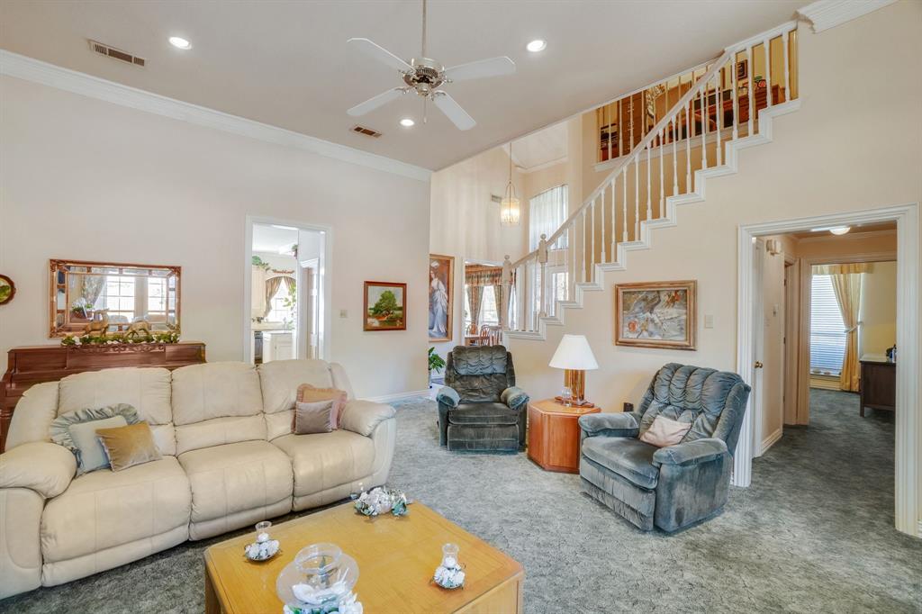 Photo 6 of 23 of 1517 Holly Ridge Drive house