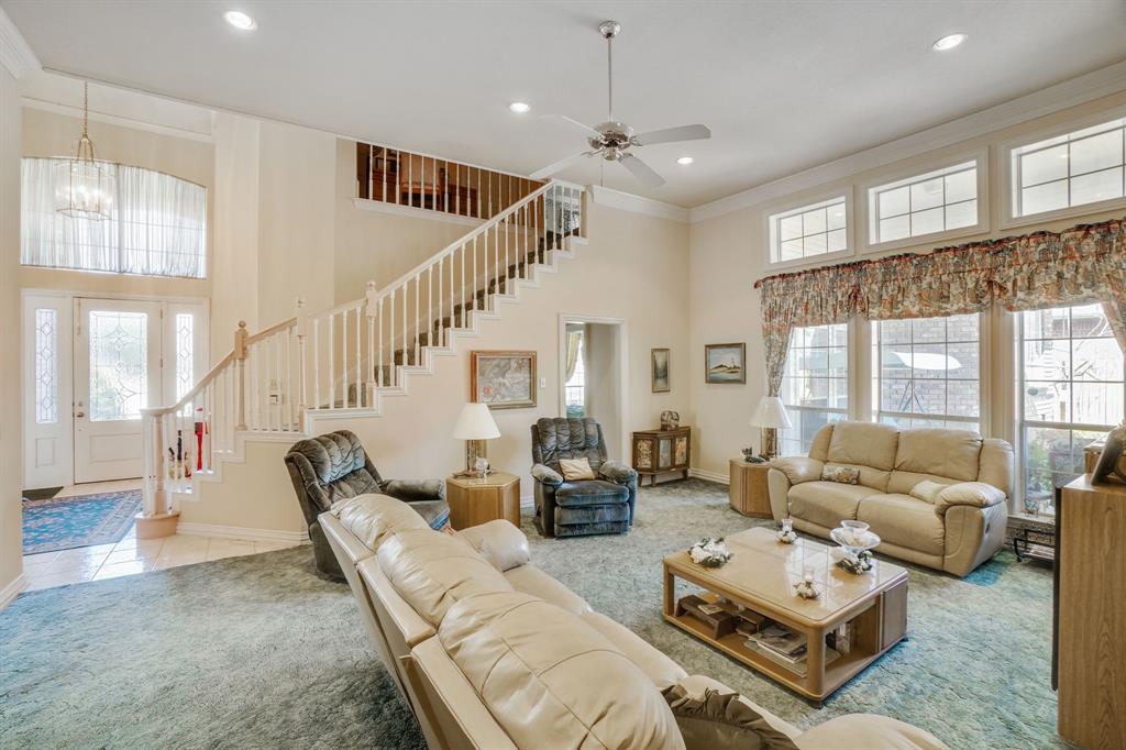 Photo 5 of 23 of 1517 Holly Ridge Drive house