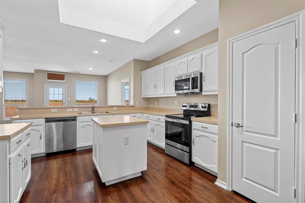 Alexandra Meadows - Residential Lease