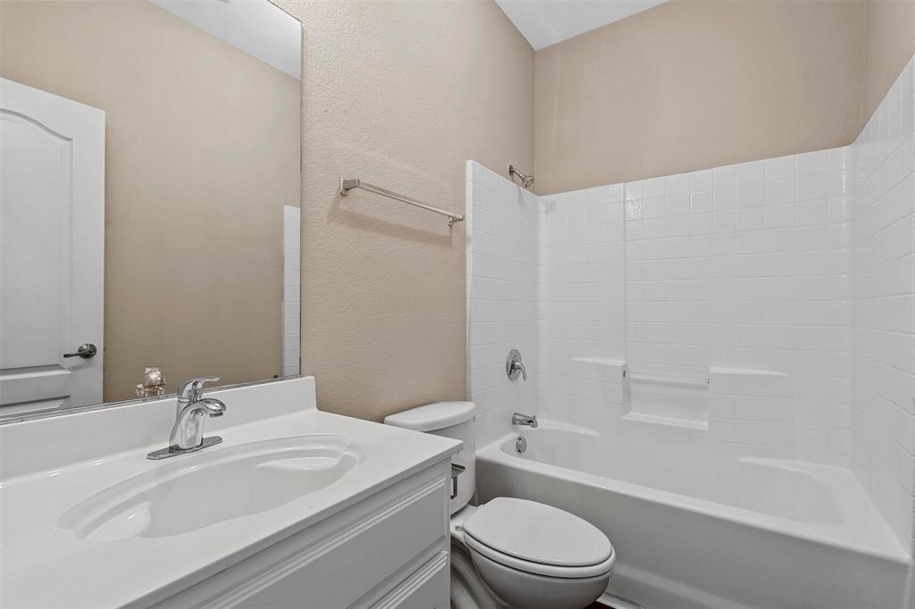 Alexandra Meadows - Residential Lease