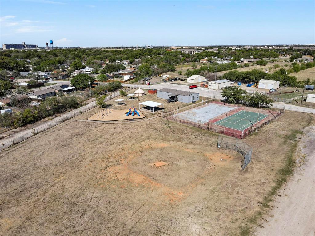 Alexandra Meadows - Residential Lease