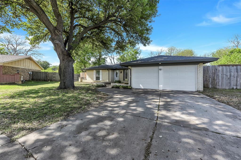 Camelot Court Add - Residential