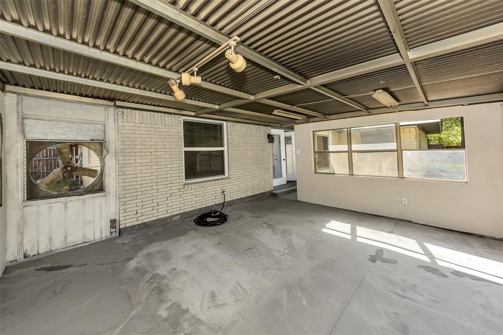 Camelot Court Add - Residential