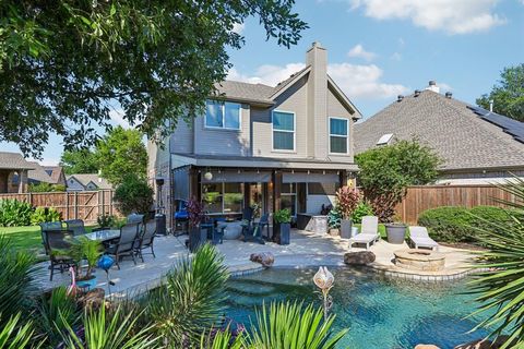 Photo of 2204 Wembley Wood Lane, Bedford, TX 76022 (MLS # 21268975)