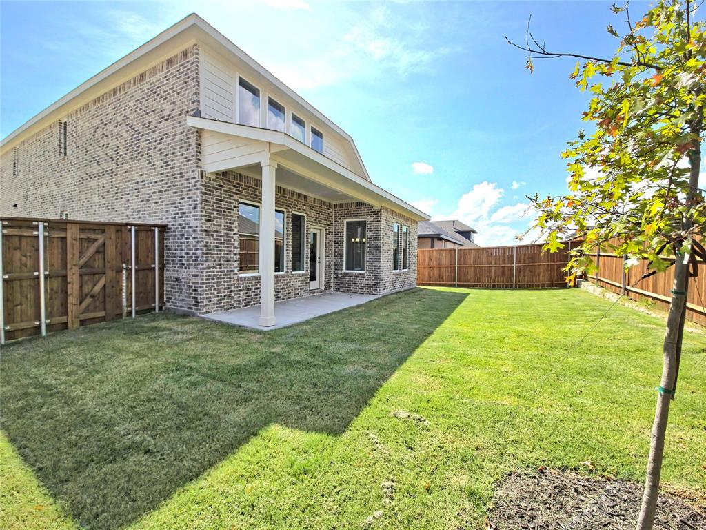 Walden Pond - Residential Lease