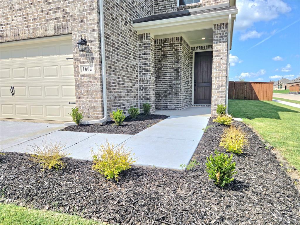 Walden Pond - Residential Lease